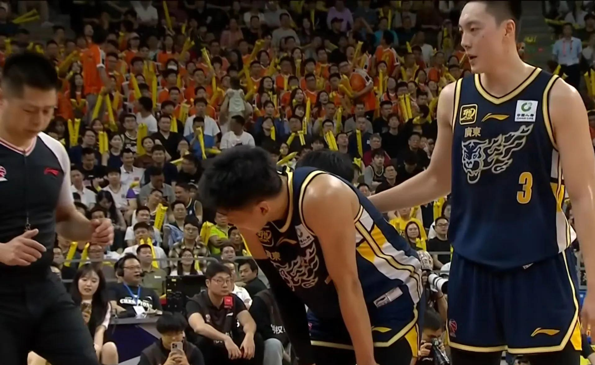 波兰哥伦比亚球赛现场 波兰哥伦比亚球赛现场