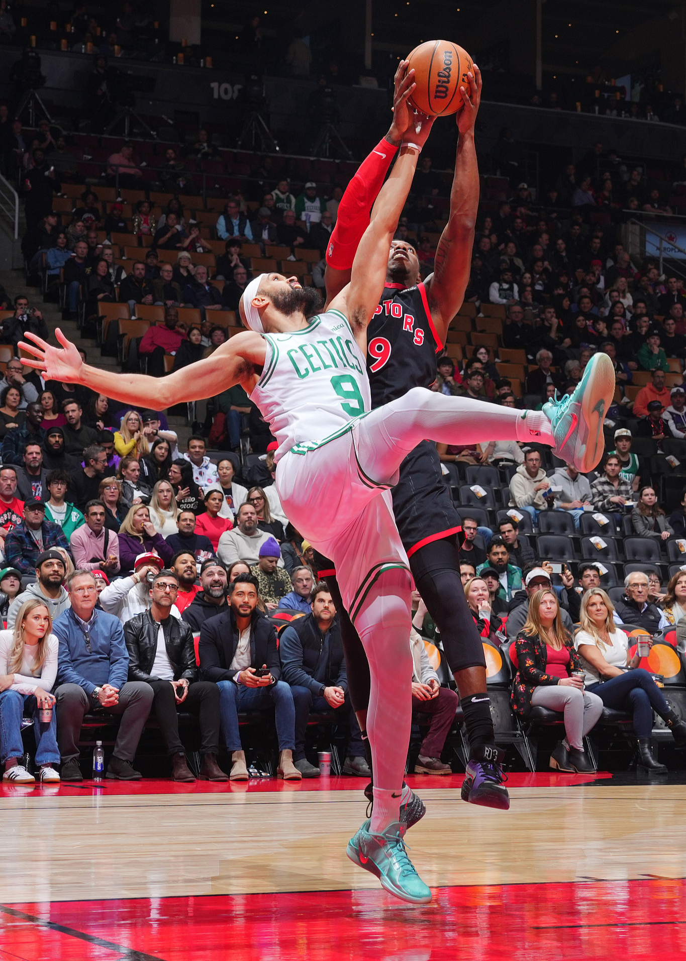 包含关键时刻多伦多猛龙备战全明星赛，复出首秀细节曝光，底气十足，球队文化再被提及的词条